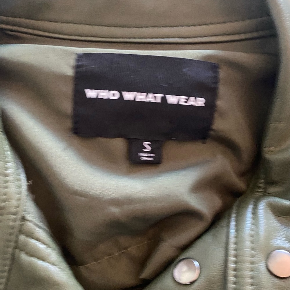 Who What Wear Olive Green sweater /  faux leather jacket - Picture 5 of 7